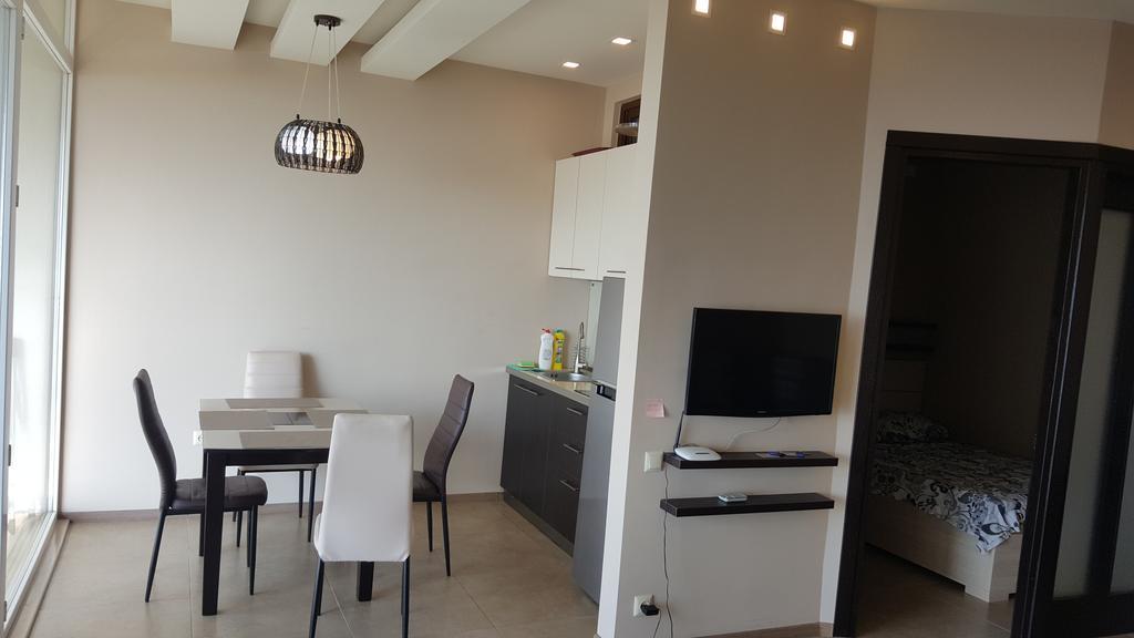 Apartment Magnolia Seaside Батумі Екстер'єр фото
